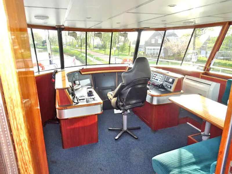 Buque de crucero en venta