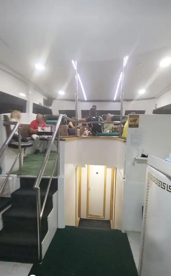 Buque de pasajeros en venta