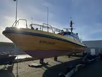 Lancha piloto en venta