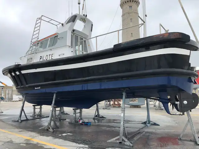 Lancha piloto en venta