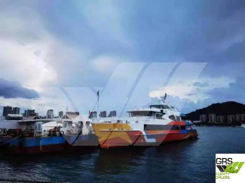 Buque de crucero en venta