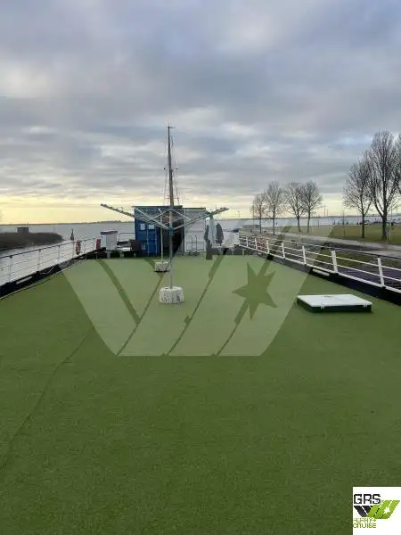 Buque de crucero en venta