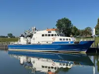 Patrullera en venta