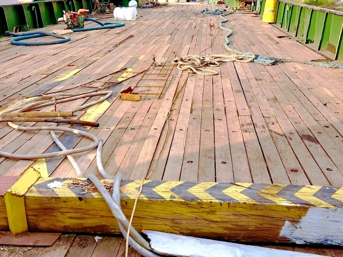 Buque de desembarco, tanque en venta