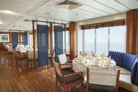 Buque de crucero en venta