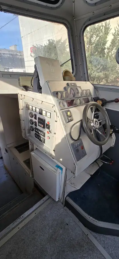 Lancha piloto en venta