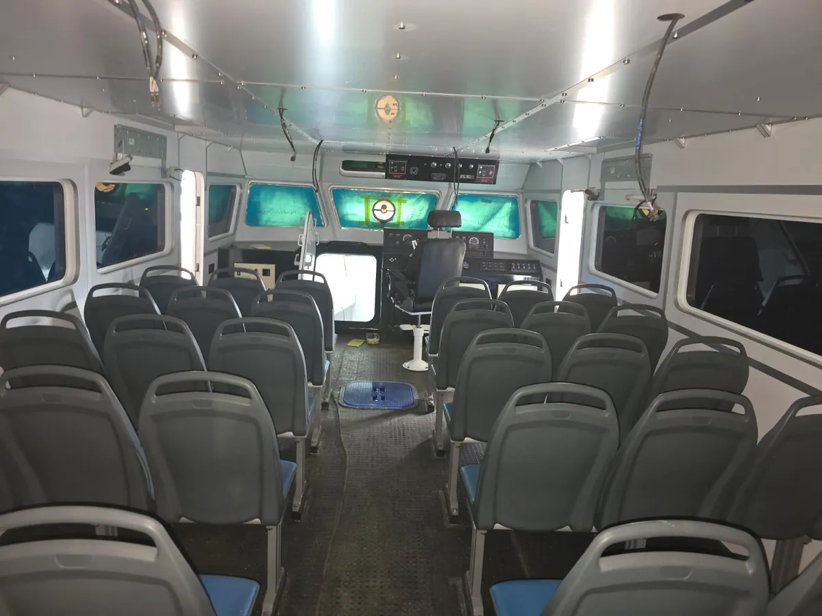 Lancha de tripulación en venta