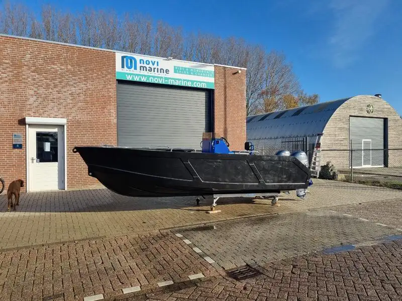 Buque portacontenedores en venta
