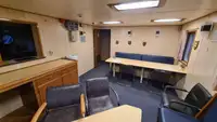 Buque de suministro en venta