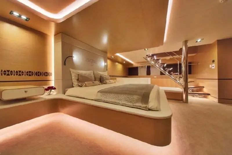 Buque de crucero en venta