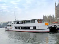 Buque de ferry en venta