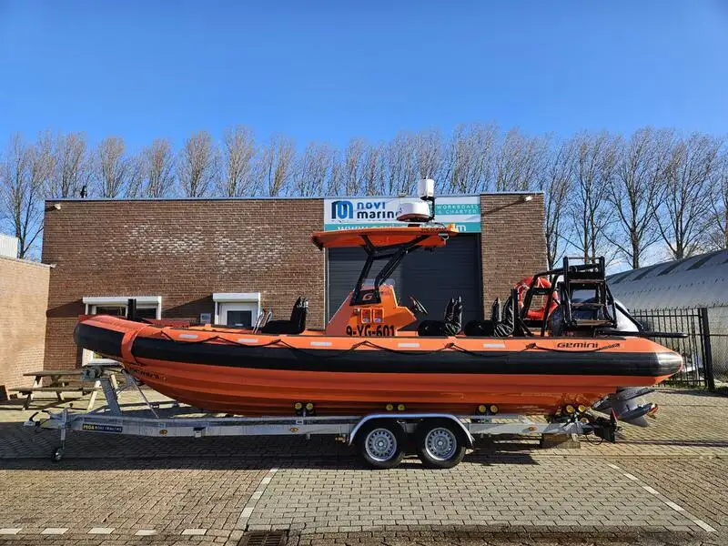 Buque portacontenedores en venta
