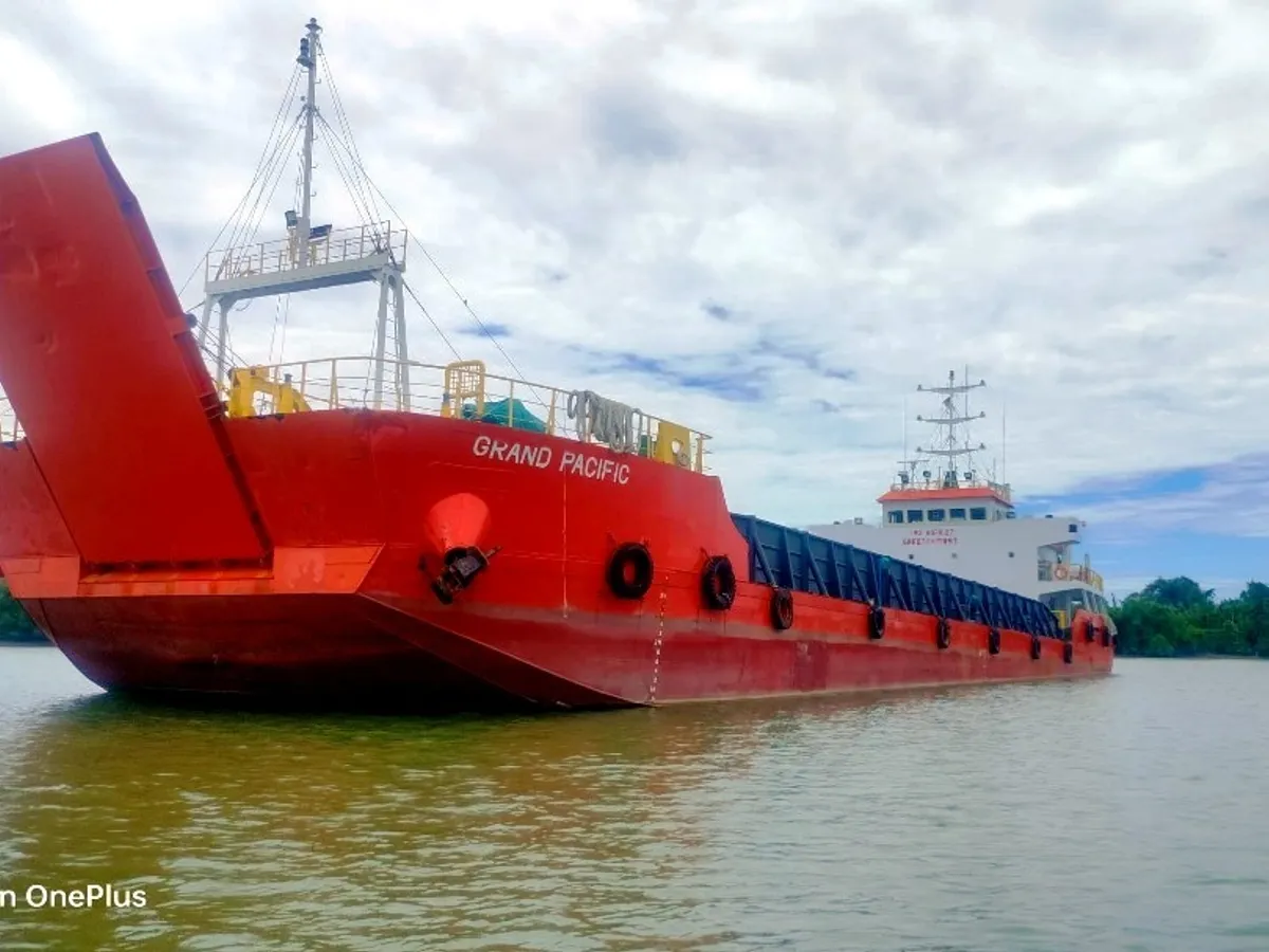 Buque de desembarco, tanque en venta
