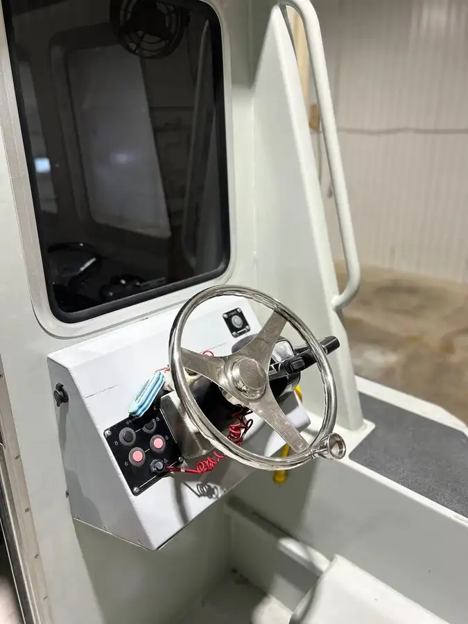 Patrullera en venta