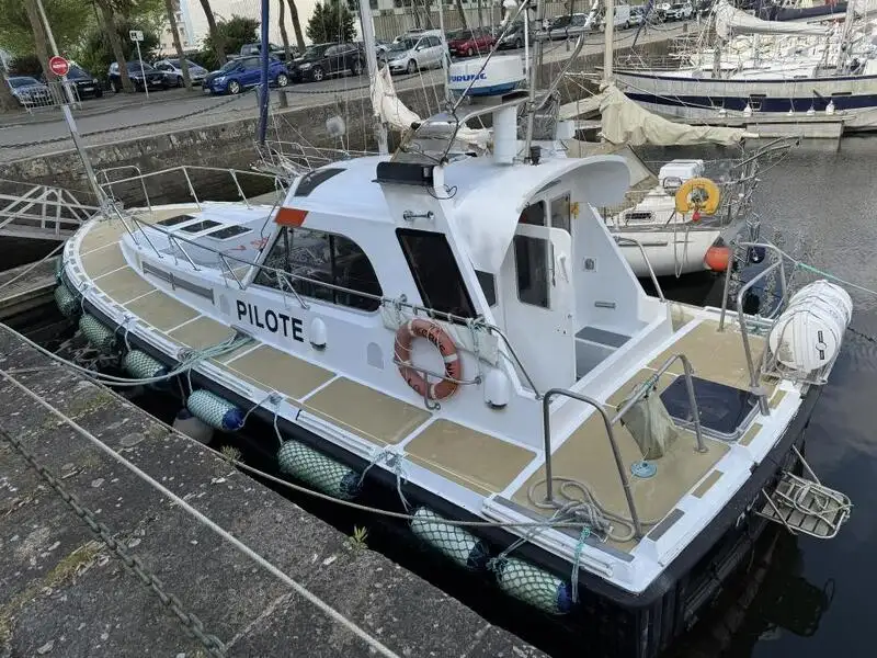Lancha piloto en venta