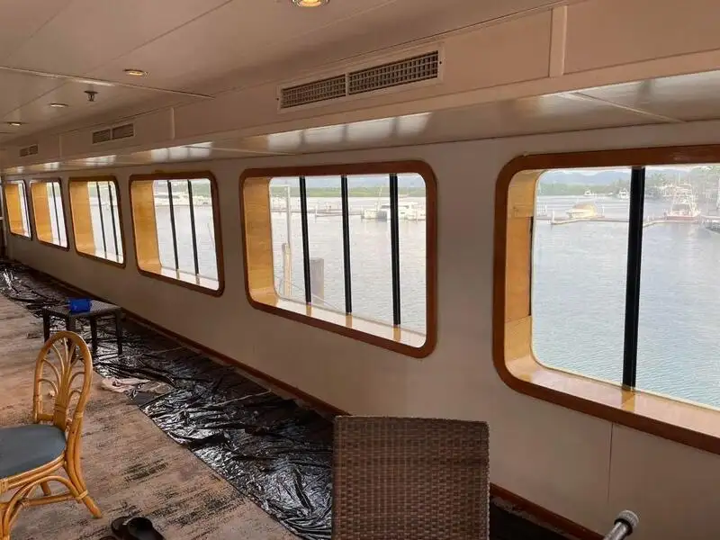 Buque de ferry en venta