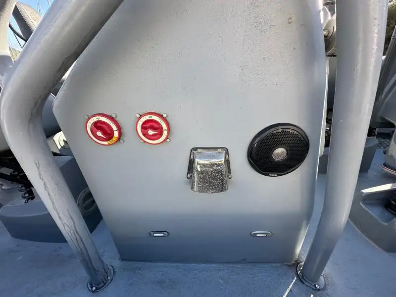 Patrullera en venta