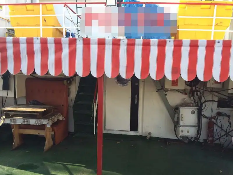 Buque portacontenedores en venta
