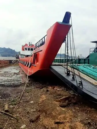 Buque de desembarco, tanque en venta