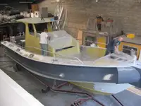 Patrullera en venta