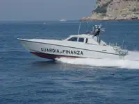 Patrullera en venta