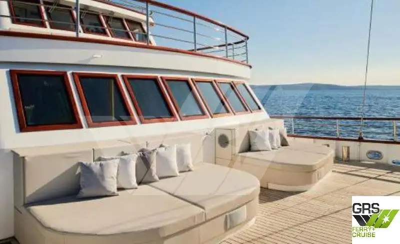 Buque de crucero en venta