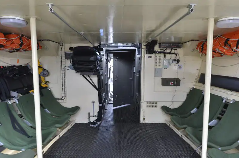 Buques navales/militares en venta
