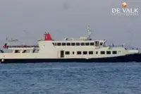 Buque de pasajeros en venta