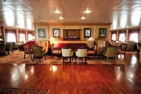 Buque de crucero en venta