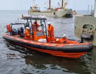 Embarcación neumática rígida en venta