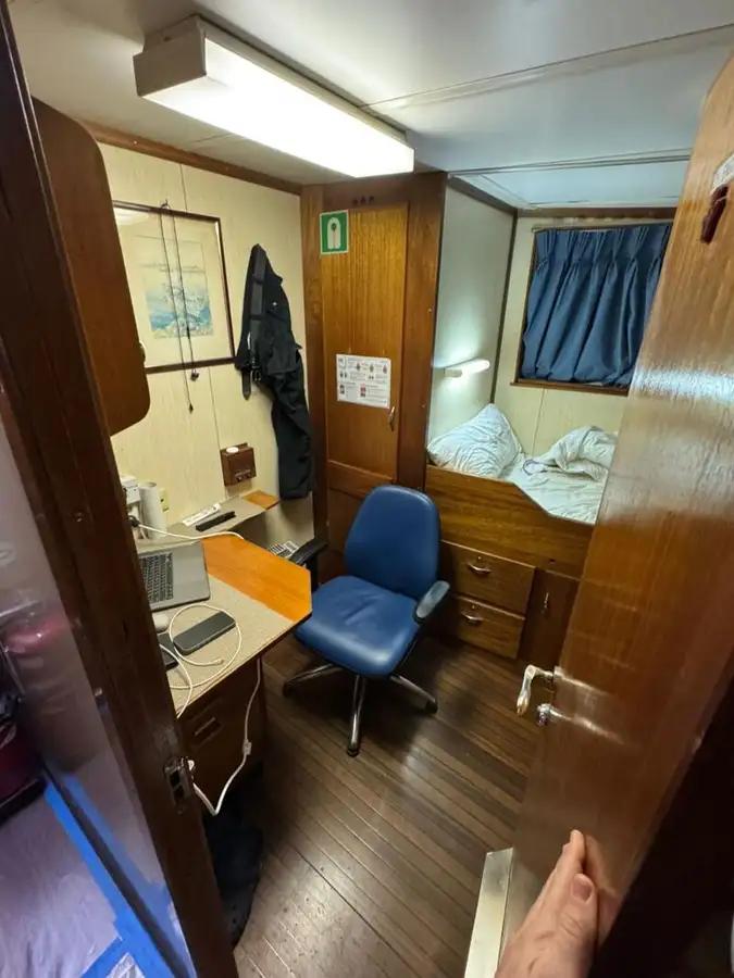 Buque portacontenedores en venta