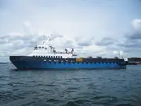 Barco de tripulación en venta