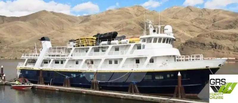 Buque de crucero en venta