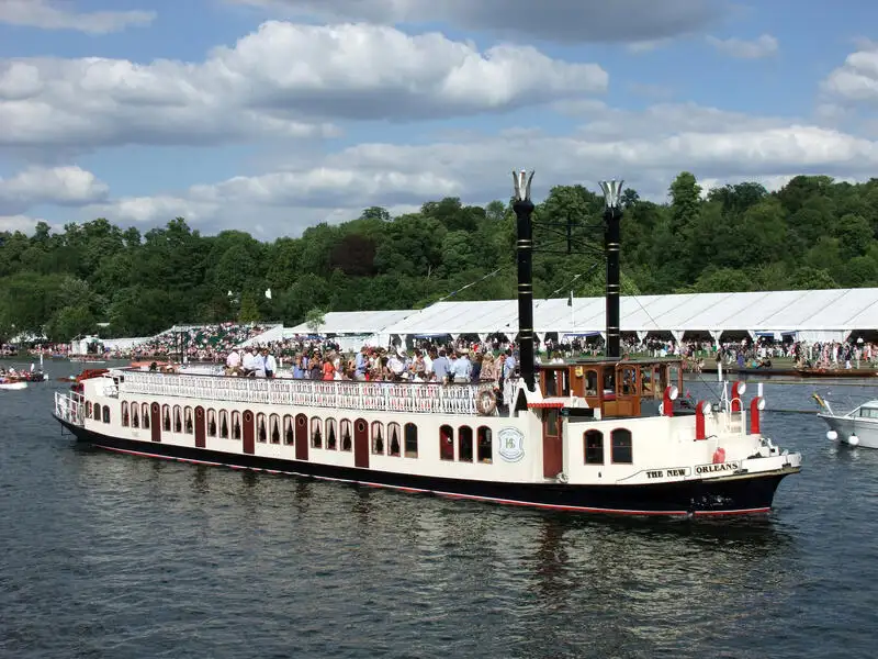 Buque de ferry en venta
