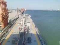 Petrolero de aprovisionamiento en venta