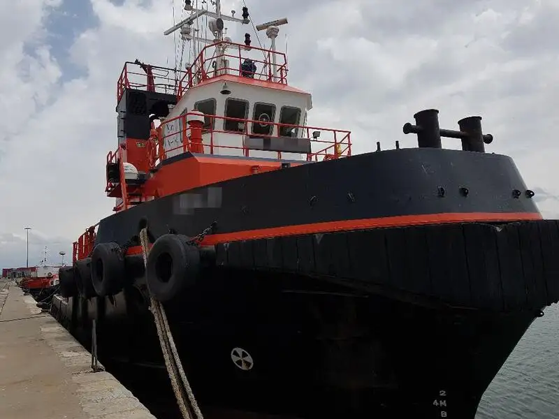 Remolcador en venta