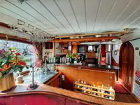 Buque de crucero en venta