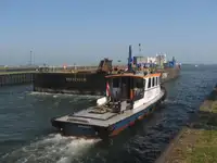 Barco de tripulación en venta