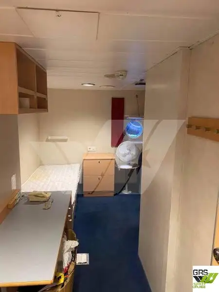 Buque de crucero en venta