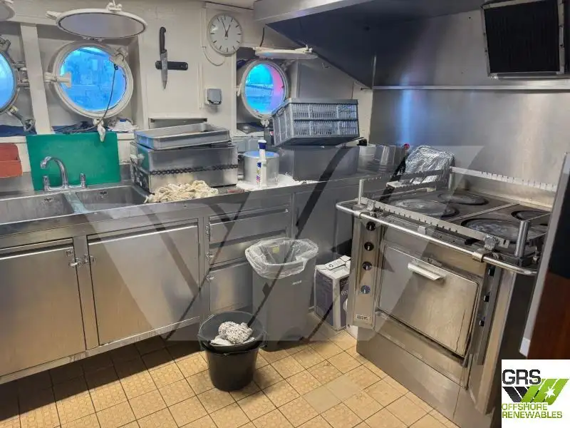 Buque de suministro en venta