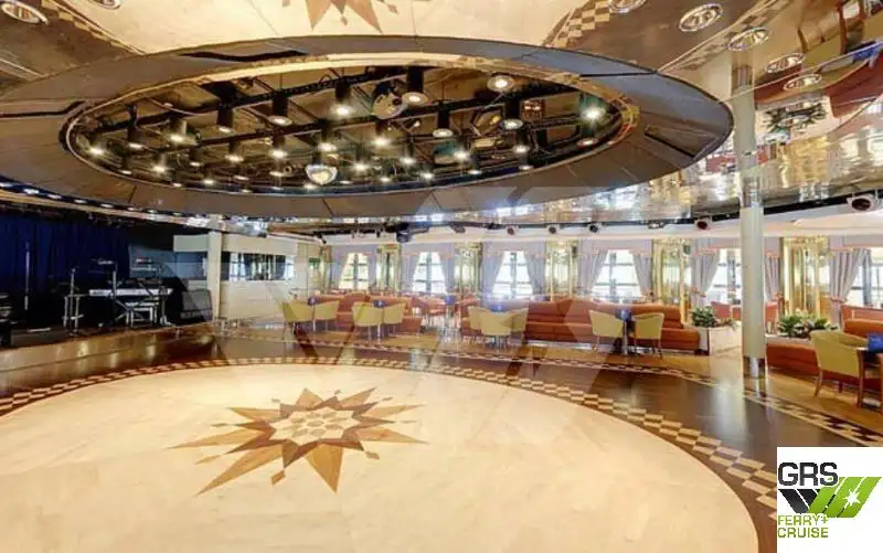 Buque de crucero en venta