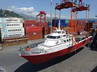 Buque portacontenedores en venta