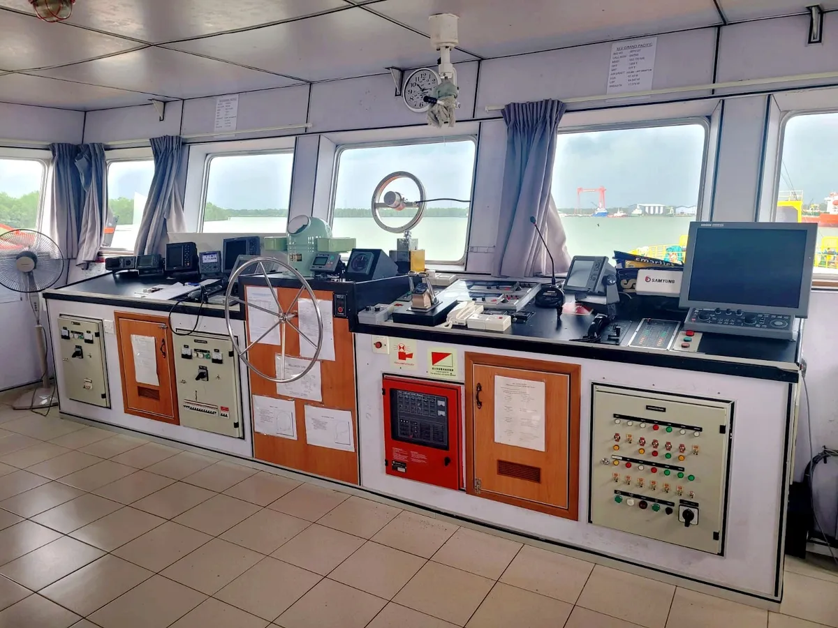 Buque de desembarco, tanque en venta