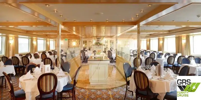 Buque de crucero en venta