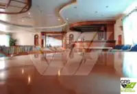 Buque portacontenedores en venta