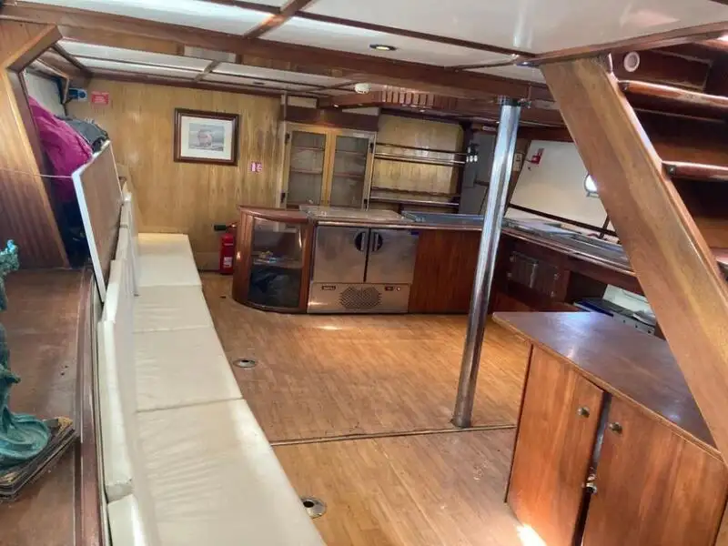 Buque de ferry en venta