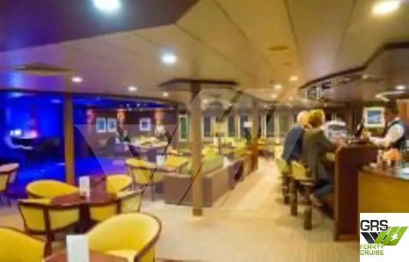 Buque de crucero en venta
