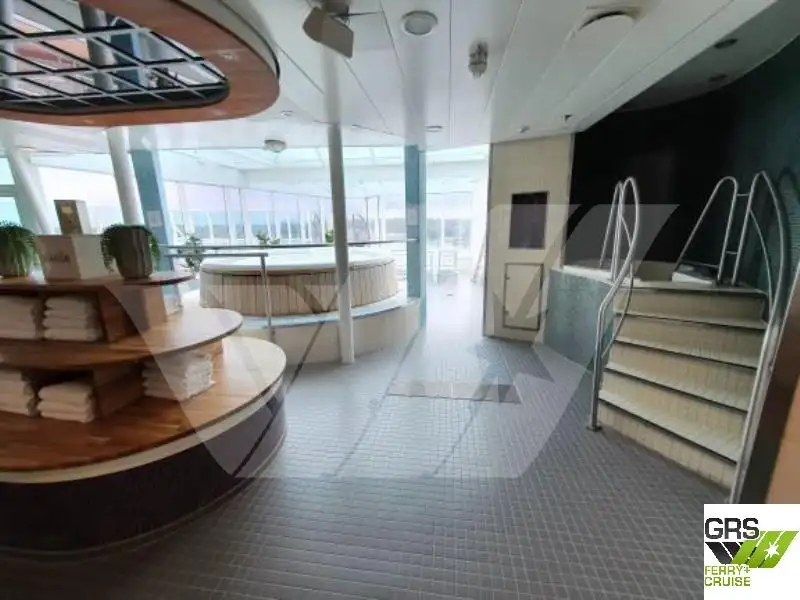 Buque de crucero en venta