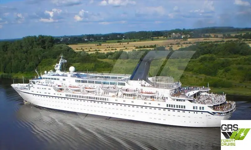 Buque de crucero en venta