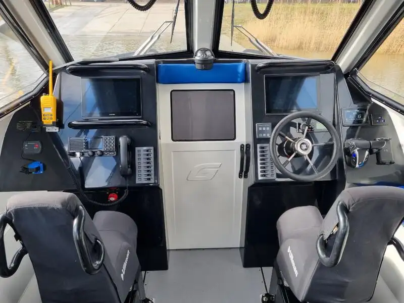 Buque portacontenedores en venta
